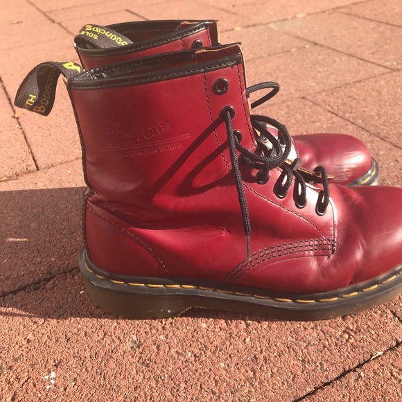 mens red dr marten boots